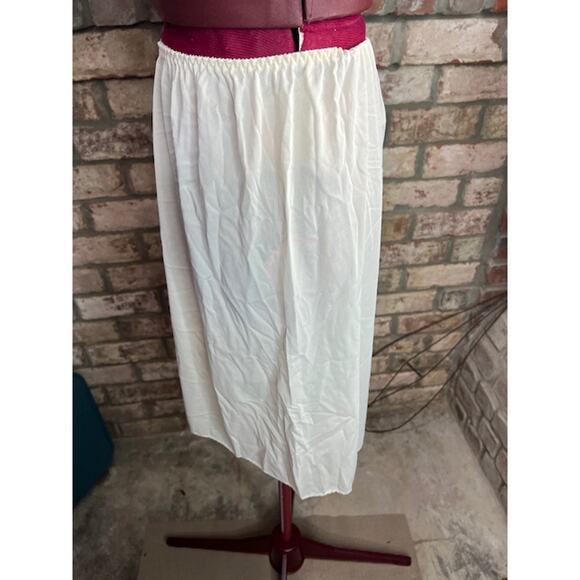 Wonderslip slip shorts half slip cream - Picture 3 of 8